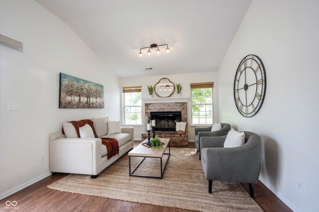 11131 Settlers Court, Fishers, IN 46038