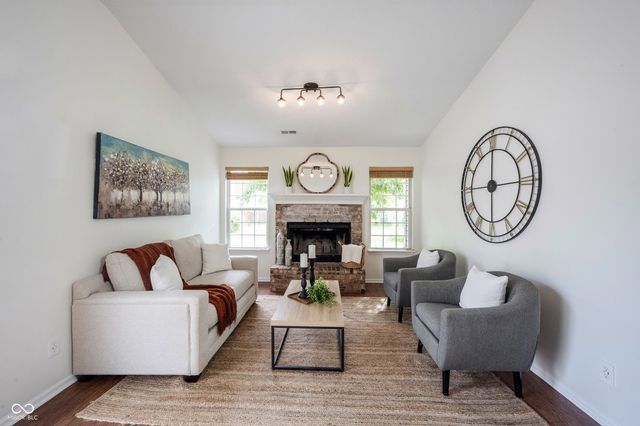 11131 Settlers Court, Fishers, IN 46038
