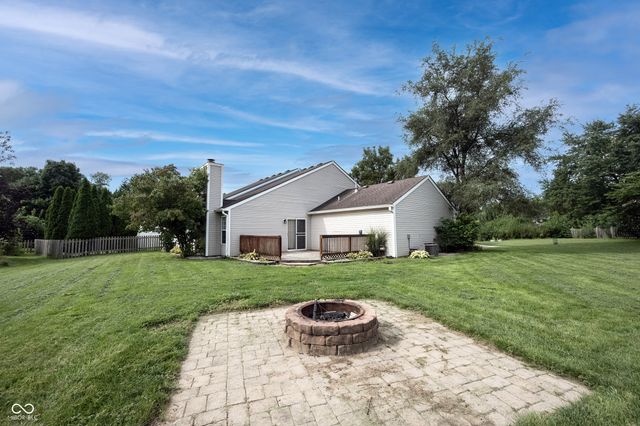 11131 Settlers Court, Fishers, IN 46038
