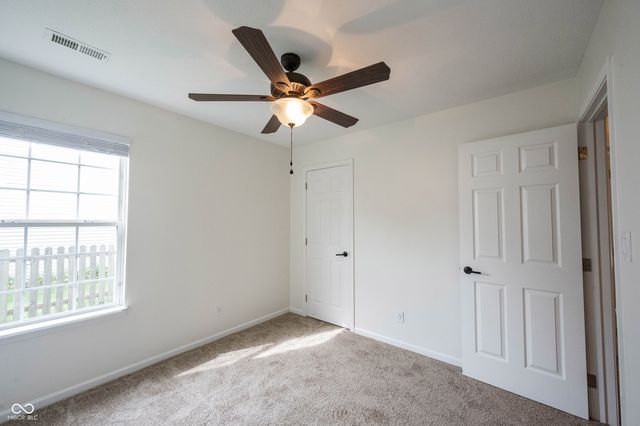 11131 Settlers Court, Fishers, IN 46038