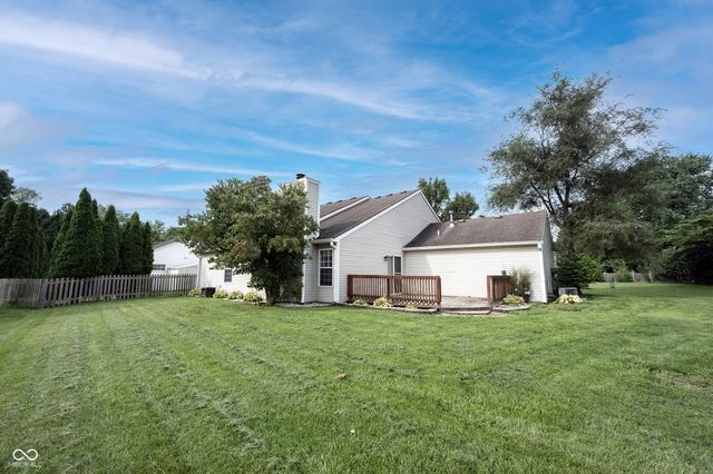 11131 Settlers Court, Fishers, IN 46038