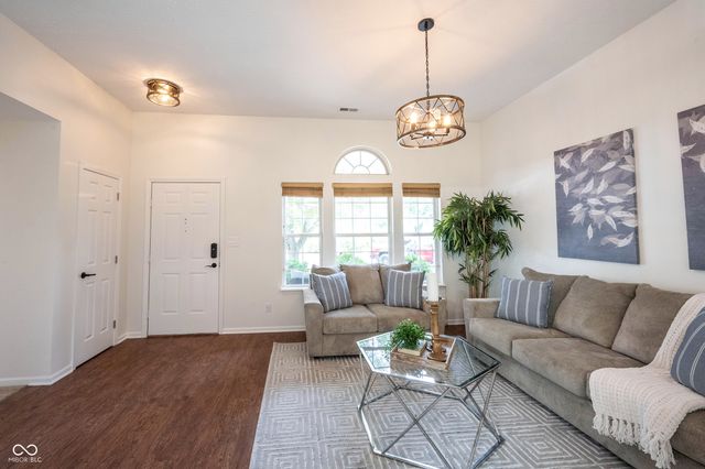 11131 Settlers Court, Fishers, IN 46038