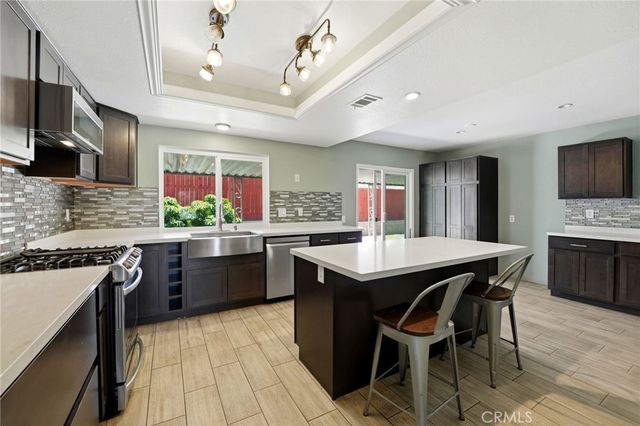 6677 La Praix Street, Highland, CA 92346
