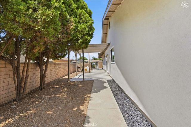6677 La Praix Street, Highland, CA 92346