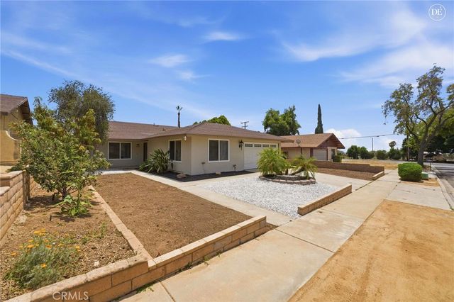 6677 La Praix Street, Highland, CA 92346