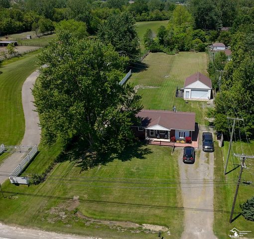 11087 U S Turnpike Road, South Rockwood, MI 48179