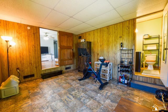 11087 U S Turnpike Road, South Rockwood, MI 48179