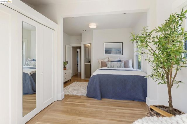5222 Shafter Ave, Oakland, CA 94618