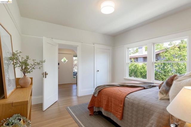 5222 Shafter Ave, Oakland, CA 94618