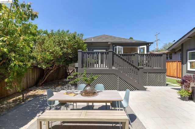 5222 Shafter Ave, Oakland, CA 94618