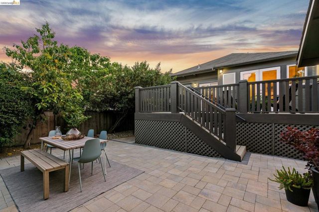 5222 Shafter Ave, Oakland, CA 94618