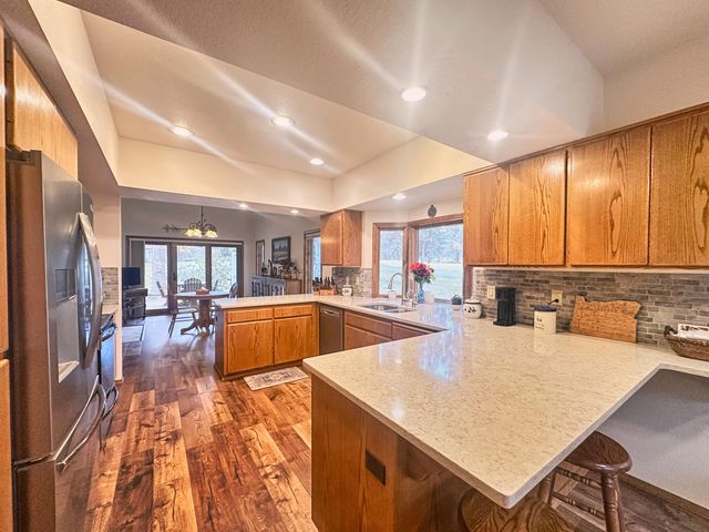 60716 Willow Creek Loop, Bend, OR 97702