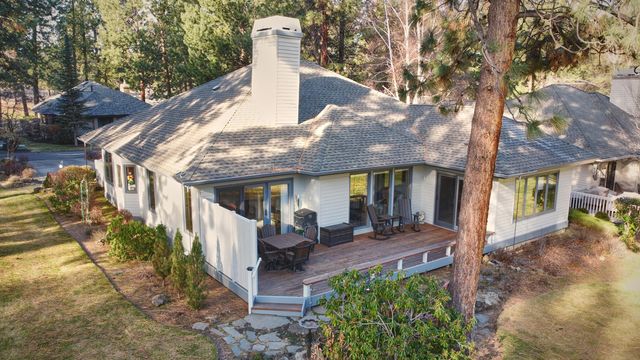 60716 Willow Creek Loop, Bend, OR 97702