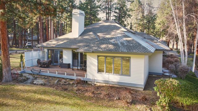 60716 Willow Creek Loop, Bend, OR 97702