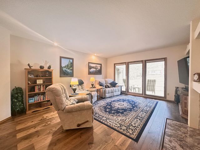 60716 Willow Creek Loop, Bend, OR 97702