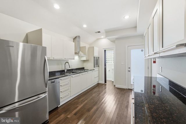 1515 INDEPENDENCE AVE SE, Washington, DC 20003