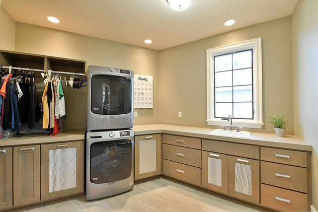 3731 Hidden Circle, West Fargo, ND 58078