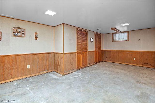 601 Woodland Avenue, Elyria, OH 44035