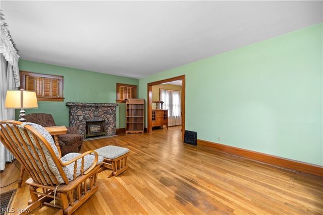 601 Woodland Avenue, Elyria, OH 44035