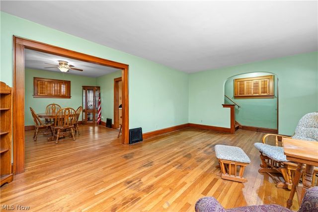 601 Woodland Avenue, Elyria, OH 44035