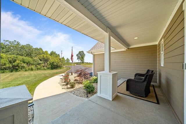 N1451 Maple Ridge ROAD, Lake Geneva, WI 53147