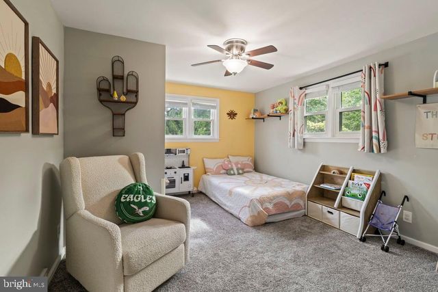 320 KENT RD, Broomall, PA 19008