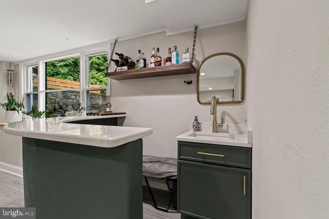 320 KENT RD, Broomall, PA 19008