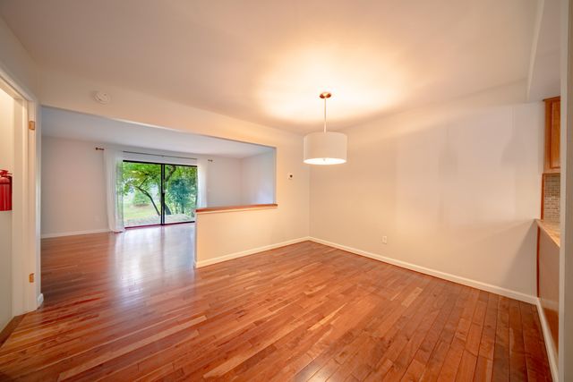672 Greenhills Drive, Ann Arbor, MI 48105