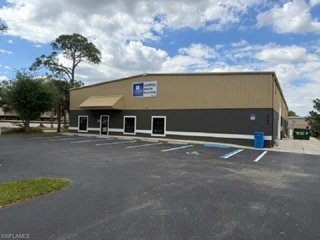 5766 Corporation CIR, FORT MYERS, FL 33905 — exterior