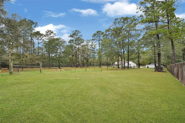 28402 Ascot Farms Road, Magnolia, TX 77354