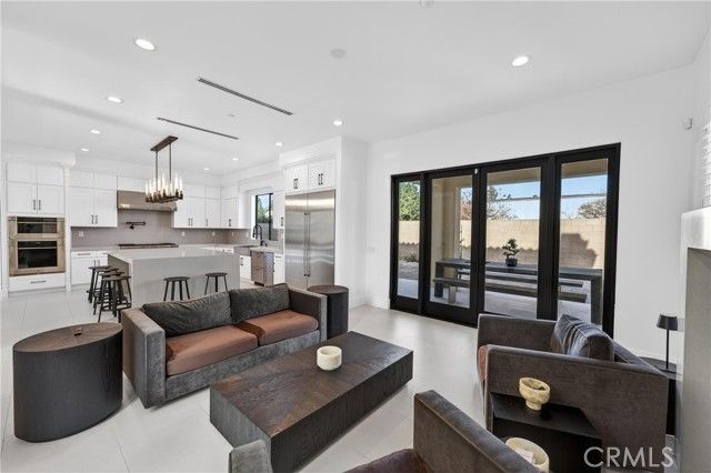 10421 Saint Anna Place, Fountain Valley, CA 92708