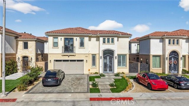 10421 Saint Anna Place, Fountain Valley, CA 92708
