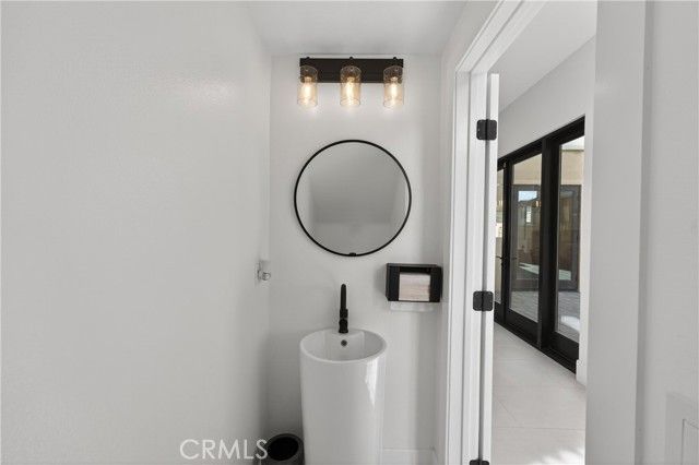 10421 Saint Anna Place, Fountain Valley, CA 92708