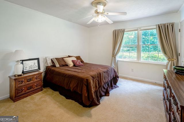 100 Melody Lane, Fayetteville, GA 30215