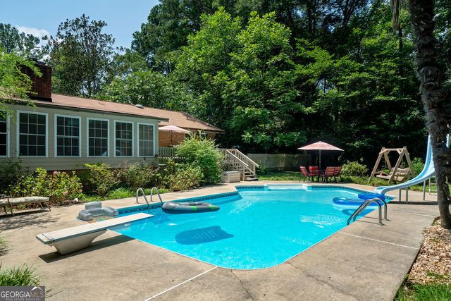 100 Melody Lane, Fayetteville, GA 30215