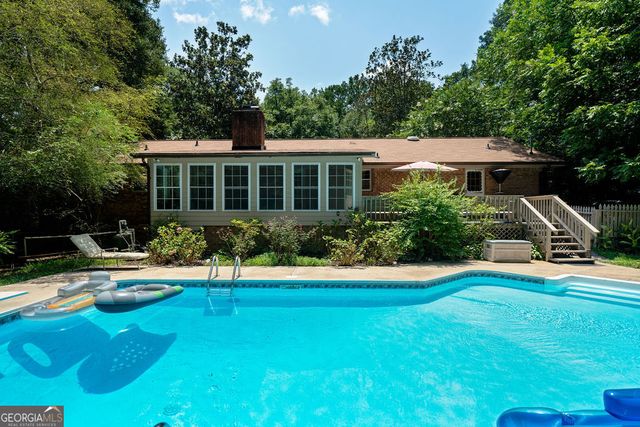 100 Melody Lane, Fayetteville, GA 30215