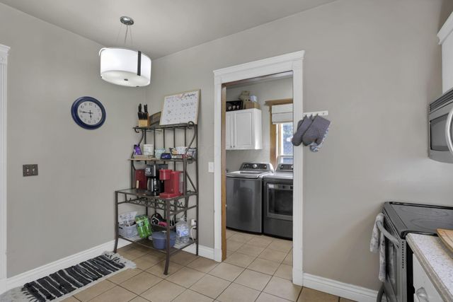 115 W Shields Street, Newark, OH 43055