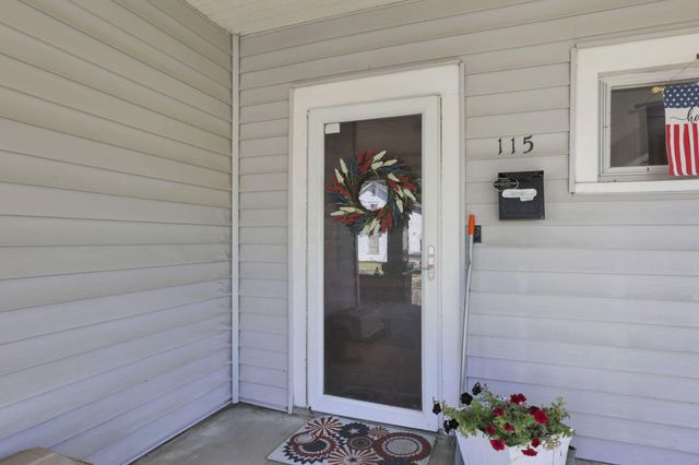 115 W Shields Street, Newark, OH 43055