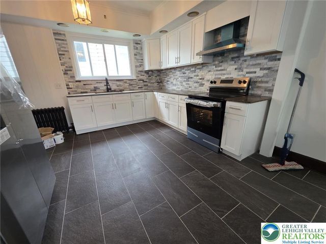 1150 West Elm Street, Scranton City, PA 18504