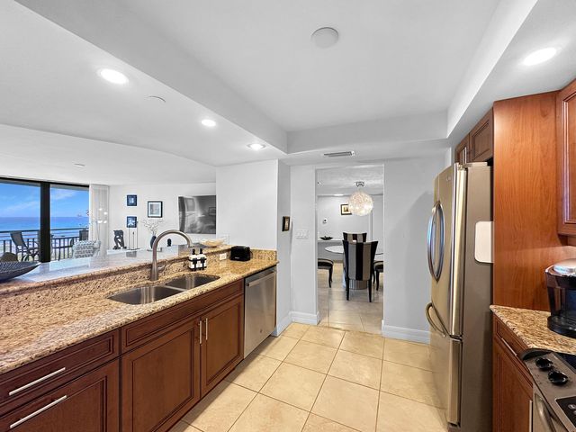 3000 N Ocean Drive 5e, Singer Island, FL 33404