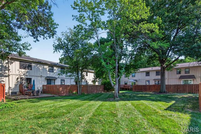 13391 Hiddendale Lane, Ballwin, MO 63021