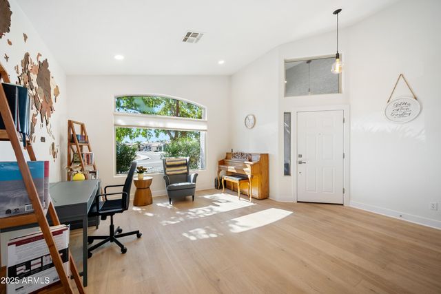 6994 W MONTE LINDO --, Glendale, AZ 85310