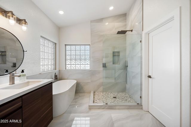 6994 W MONTE LINDO --, Glendale, AZ 85310