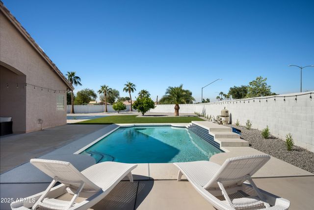 6994 W MONTE LINDO --, Glendale, AZ 85310