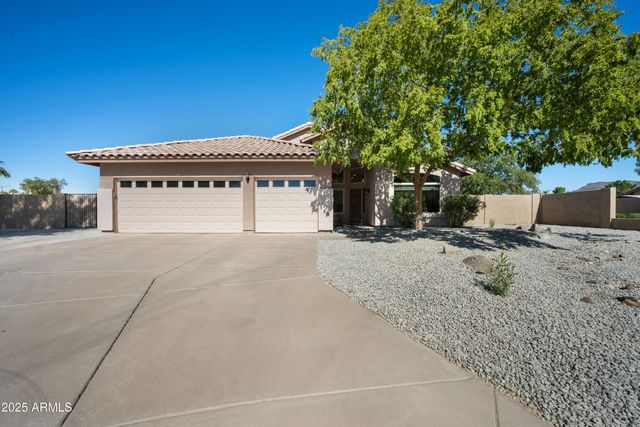 6994 W MONTE LINDO --, Glendale, AZ 85310