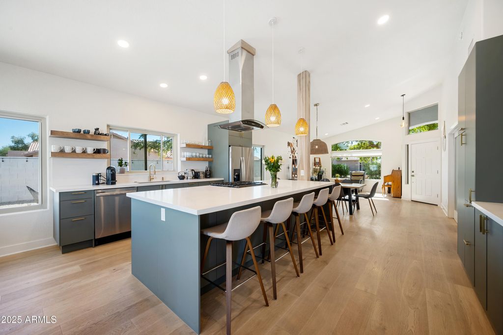 6994 W MONTE LINDO --, Glendale, AZ 85310