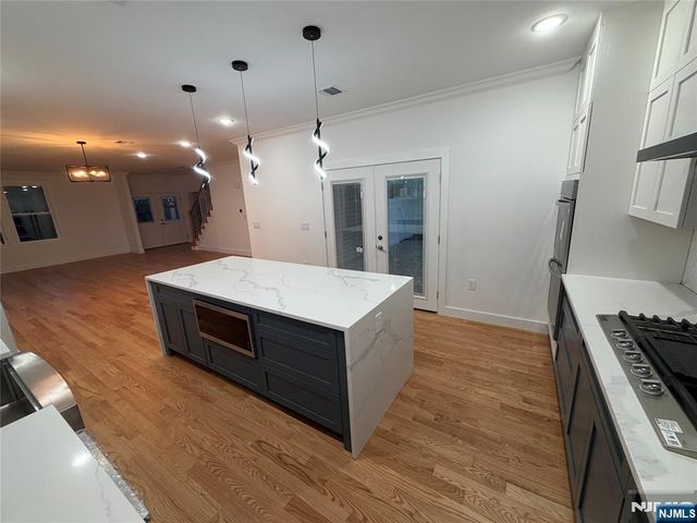 459 Washington Avenue, Rutherford, NJ 07070