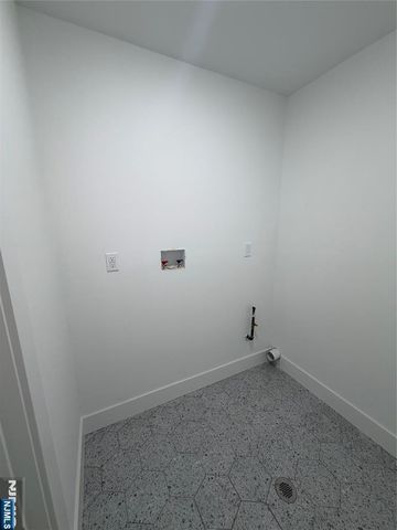 459 Washington Avenue, Rutherford, NJ 07070