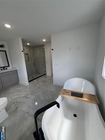 459 Washington Avenue, Rutherford, NJ 07070