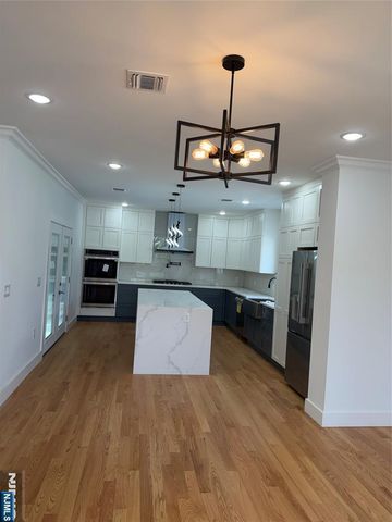 459 Washington Avenue, Rutherford, NJ 07070